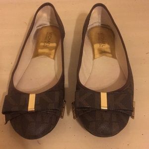 Michael kors bow flats